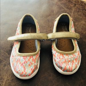 Girls Metallic Mary Jane Toms